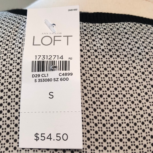 Loft Sleeveless Blouse - Picture 2 of 7